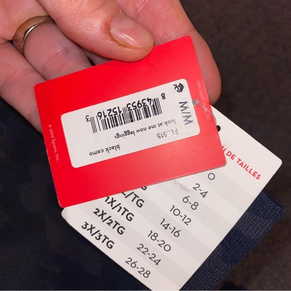 ‎SPANX - Picture 2 of 6